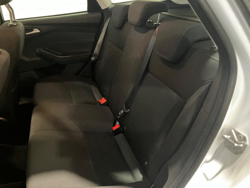 Ford Focus 1,0 SCTi 125 Business stc. 5d