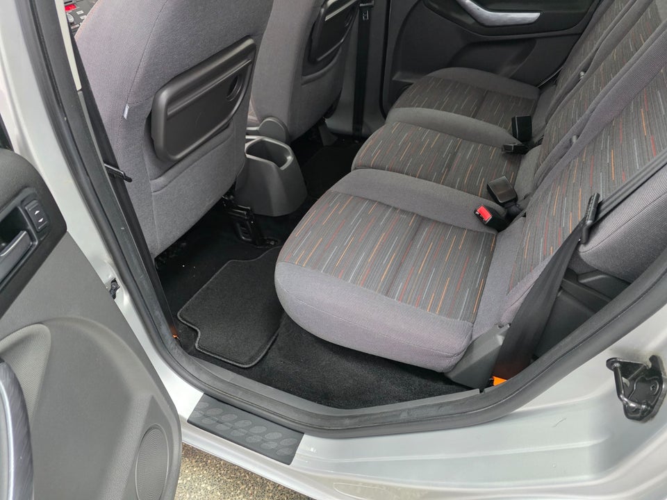 Ford C-MAX 1,6 Titanium 5d