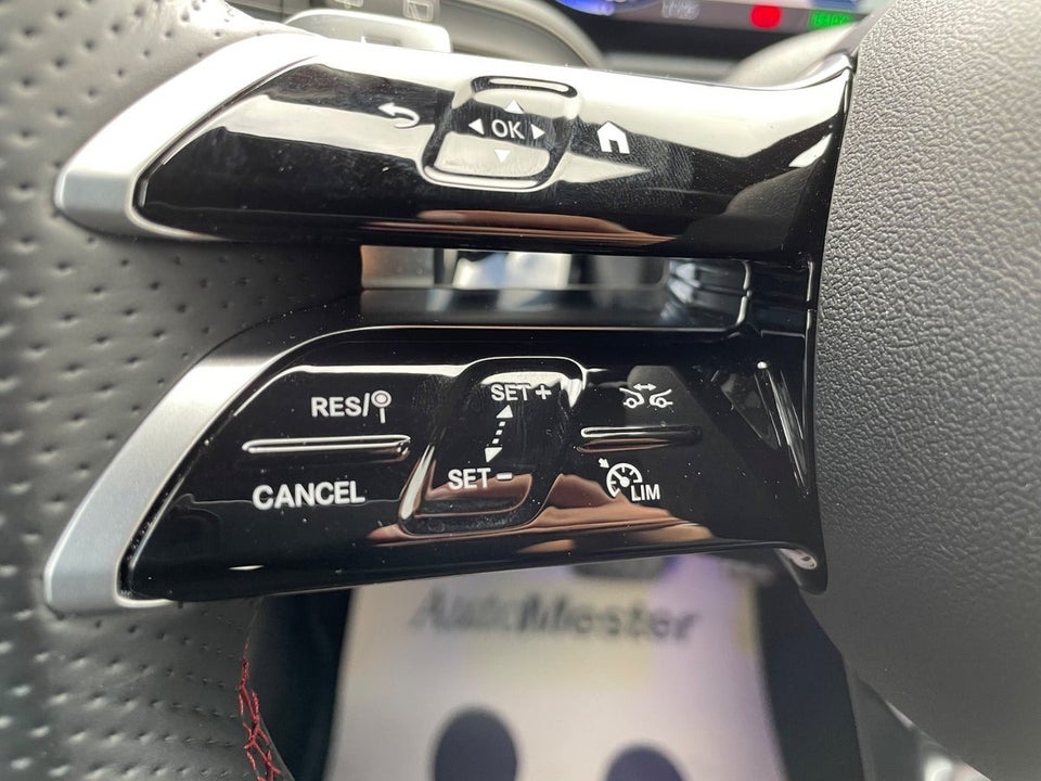 Mercedes EQA350 AMG Line 4Matic 5d