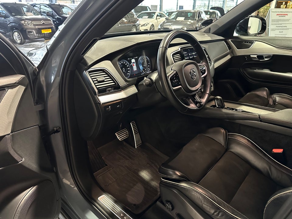 Volvo XC90 2,0 B5 235 R-Design aut. AWD 7prs 5d