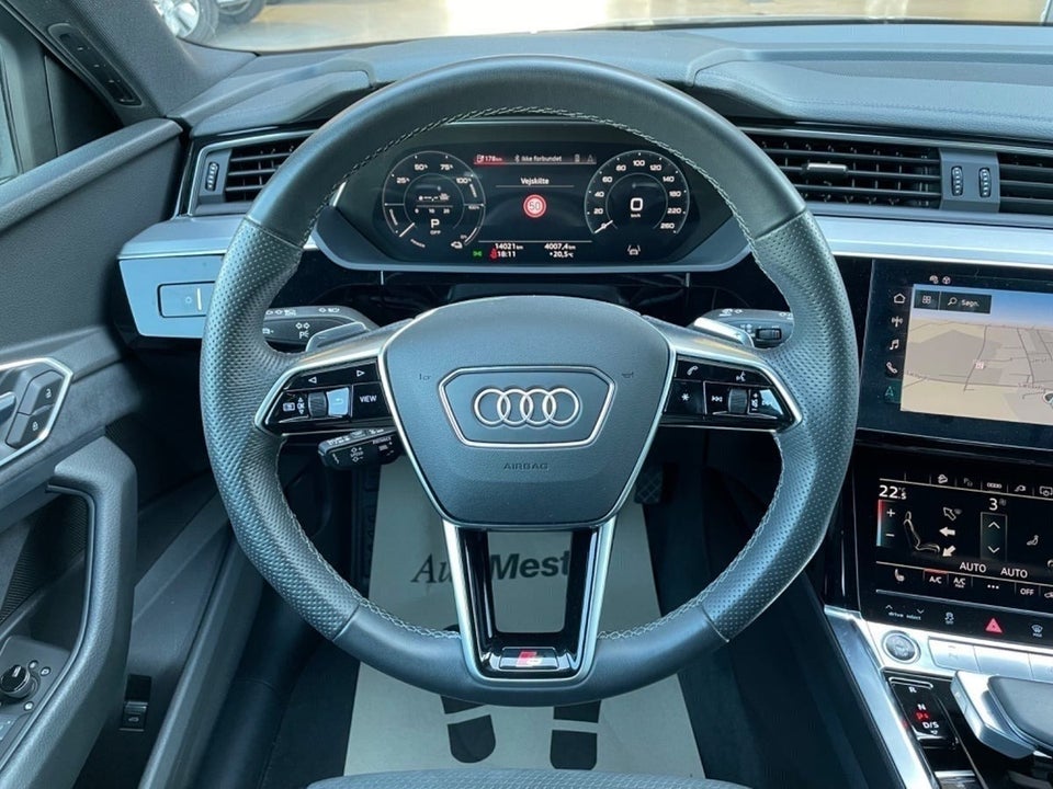 Audi e-tron 55 S-line quattro 5d