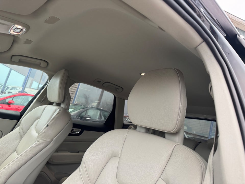 Volvo XC60 2,0 D4 200 Inscription aut. AWD 5d