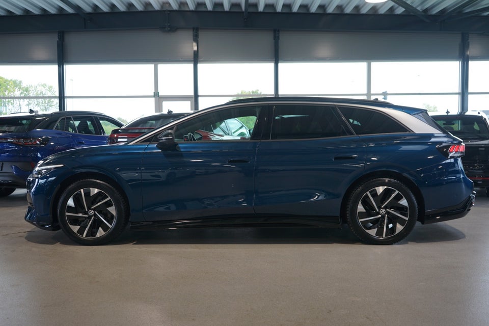 VW ID.7 77 Pro Tourer 5d