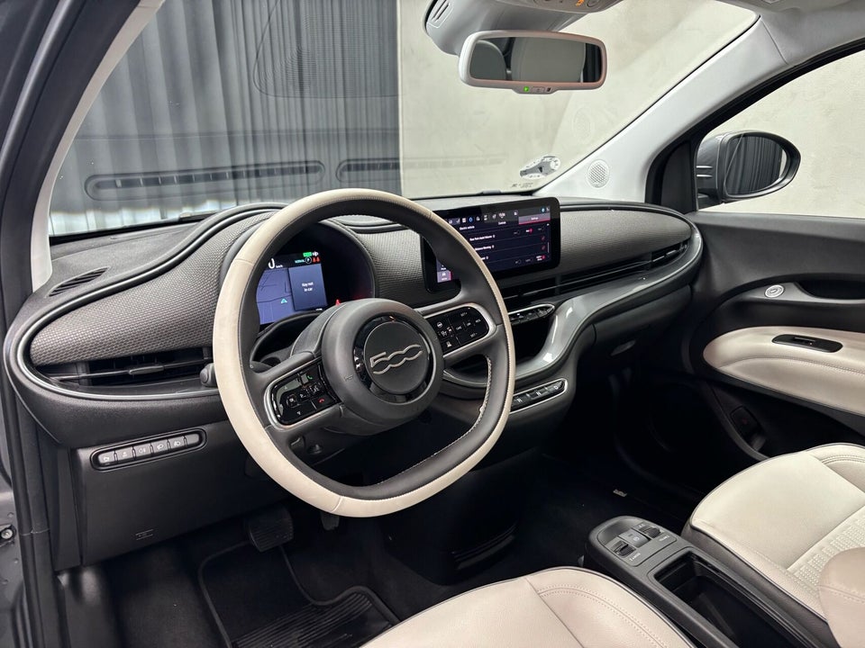Fiat 500e 42 la Prima 3+1 4d