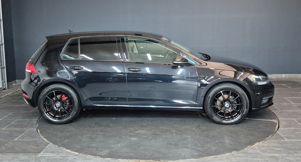 VW Golf VII 1,6 TDi 115 Comfortline 5d