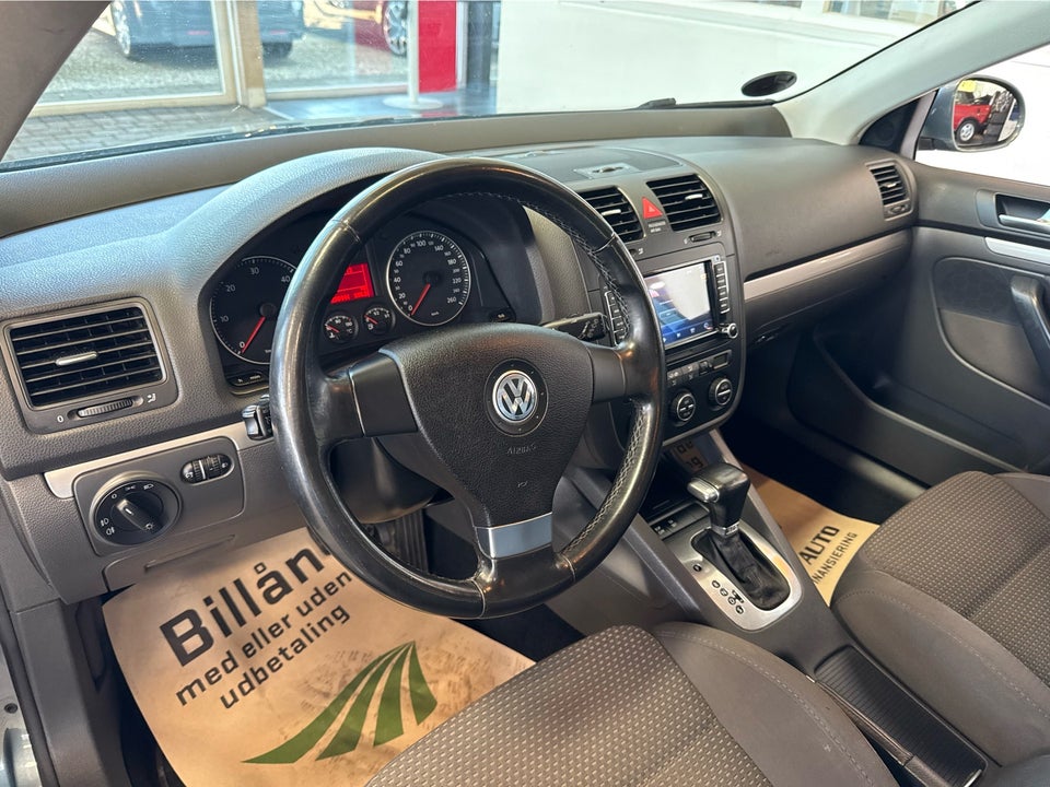 VW Golf V 2,0 TDi 140 Comfortline Variant DSG 5d