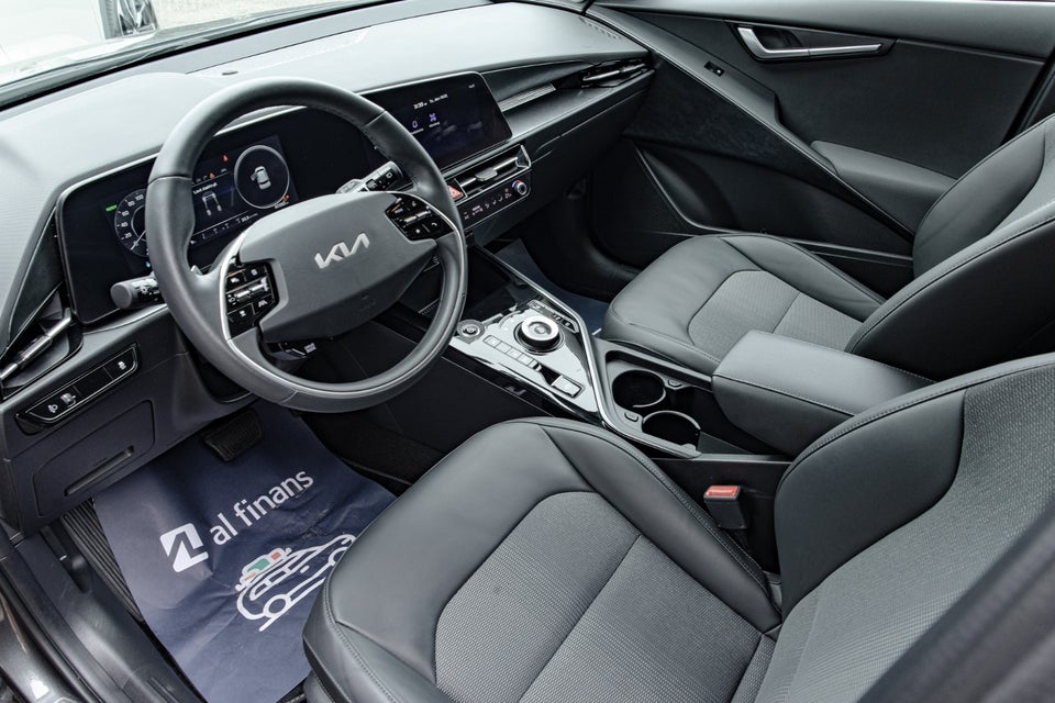 Kia Niro 64 EV Vision 5d