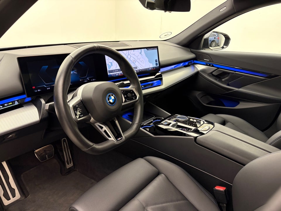 BMW i5 eDrive40 M-Sport 4d