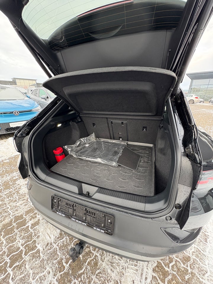 VW ID.4 77 1ST Max 5d