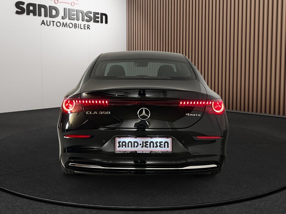 Mercedes CLA350 EQ Progressive 4Matic 4d