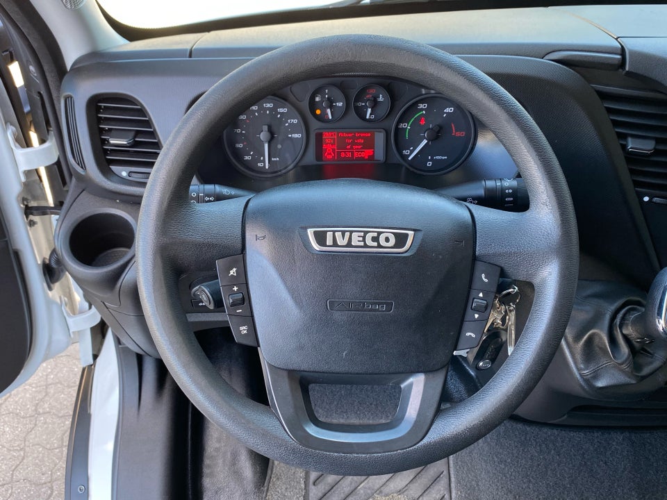 Iveco Daily 3,0 35S17 Kølevogn m/lift AG8 2d