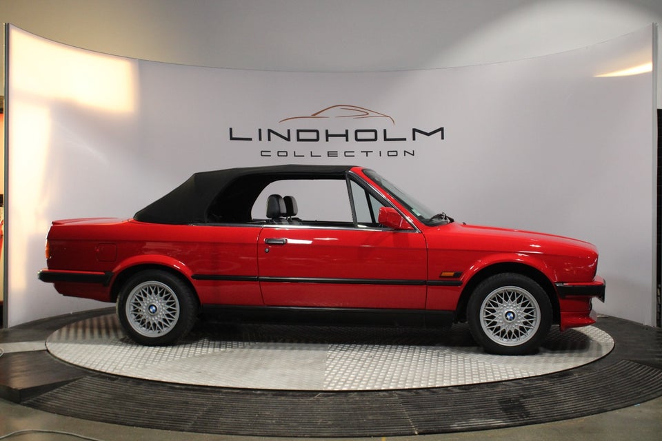 BMW 320i 2,0 Cabriolet 2d