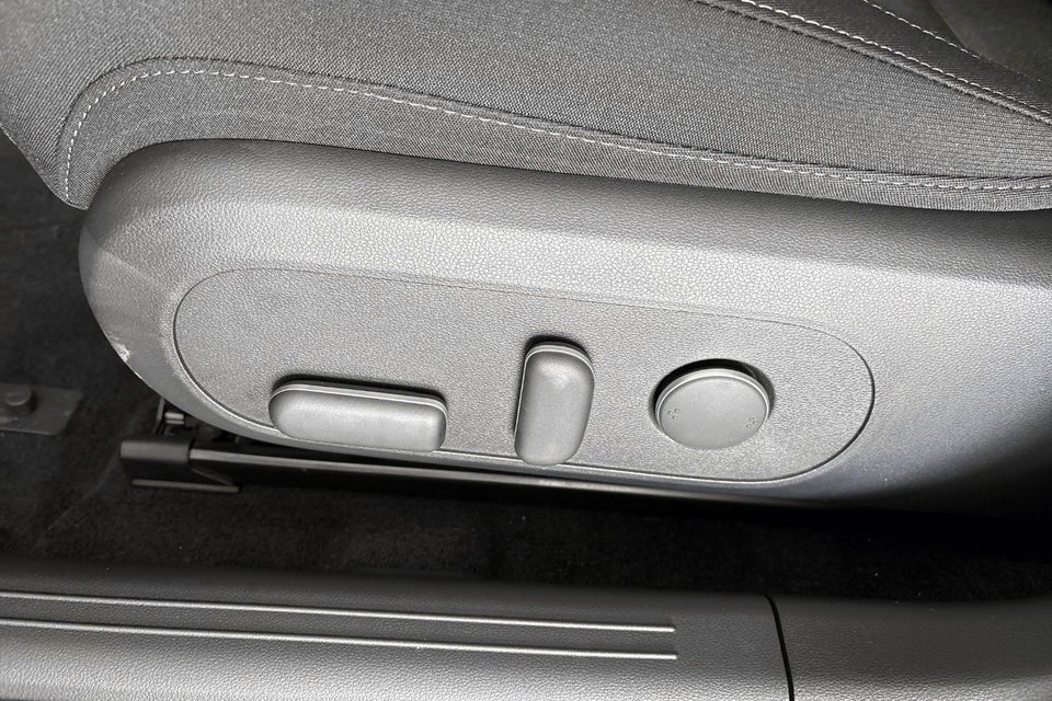 Hyundai Ioniq 6 53 Essential 4d