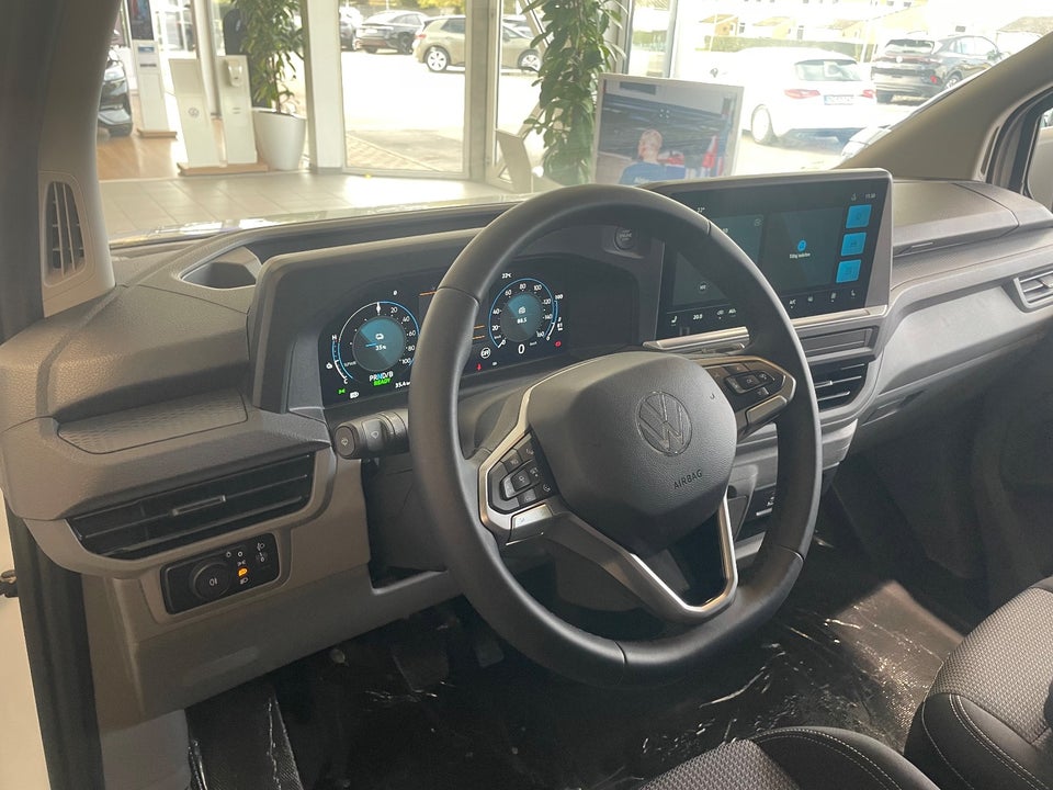 VW e-Transporter Comfort Kassevogn SWB