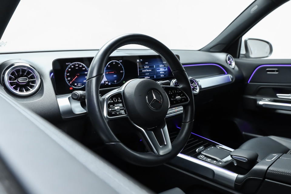 Mercedes EQB300 4Matic 7prs 5d