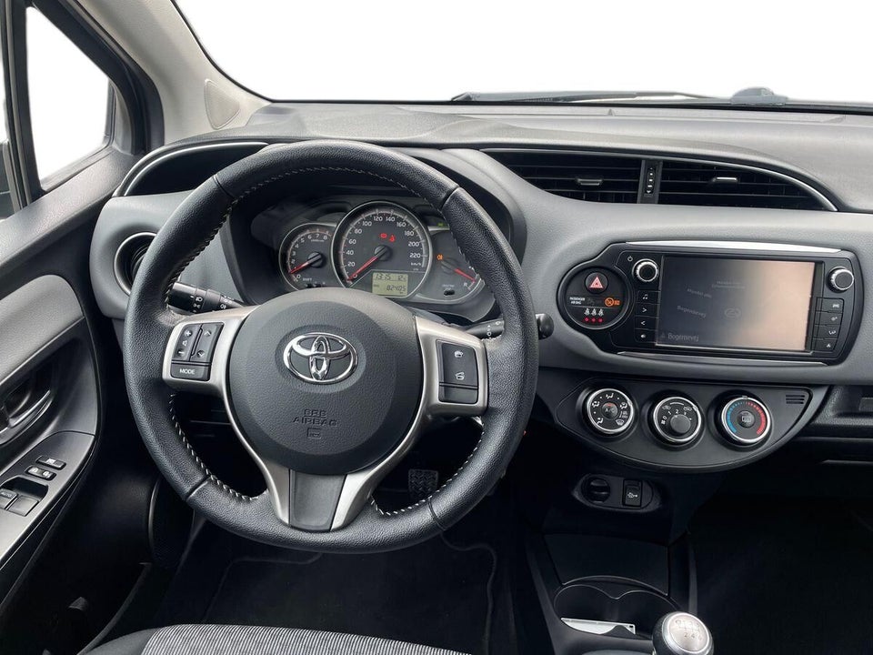 Toyota Yaris 1,0 VVT-i T2 Touch 5d