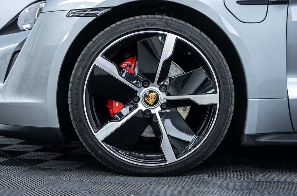 Porsche Taycan 4S Performance+ Sport Turismo 5d