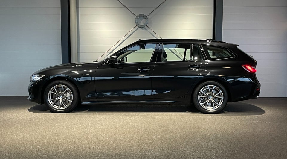 BMW 330e 2,0 Touring Sport Line aut. 5d