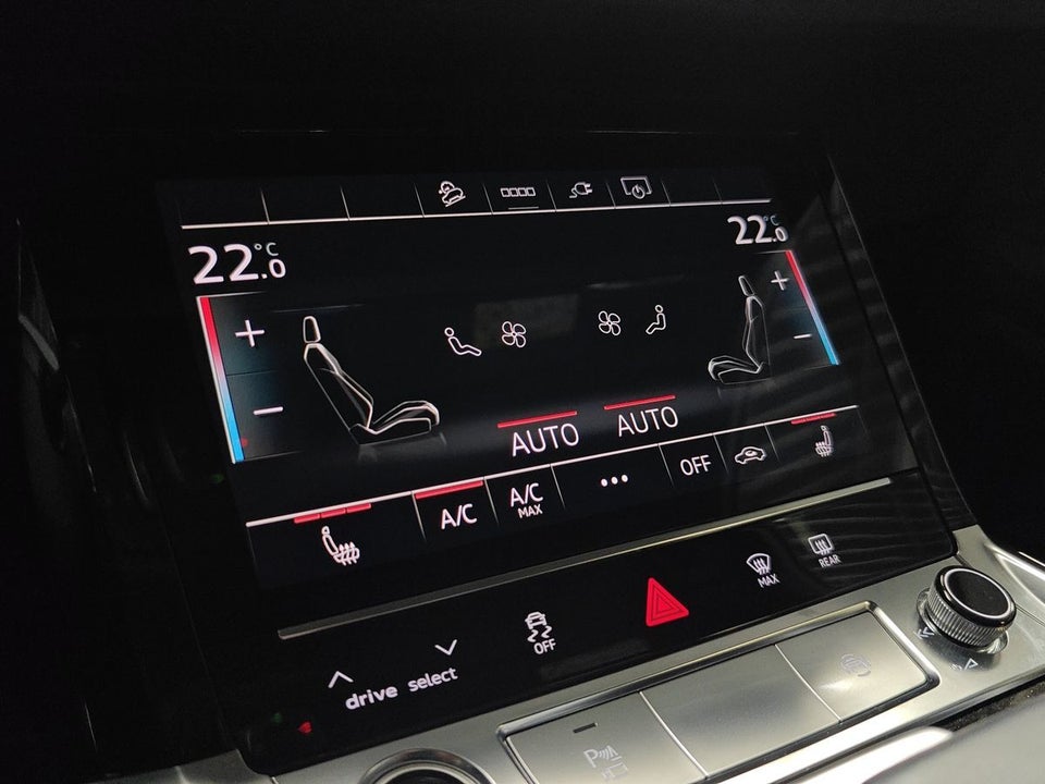 Audi e-tron 55 S-line quattro 5d