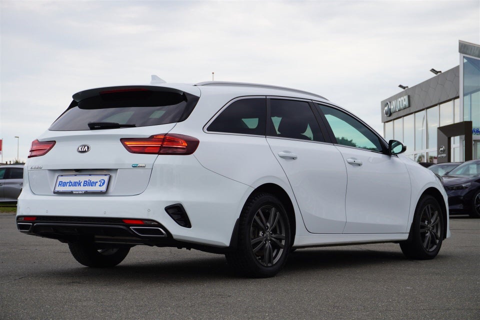 Kia Ceed 1,6 PHEV Prestige SW DCT 5d