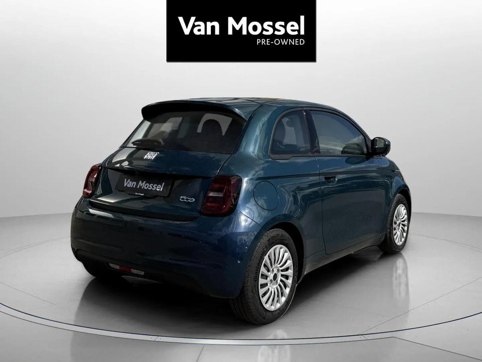 Fiat 500e 42 Icon 3d
