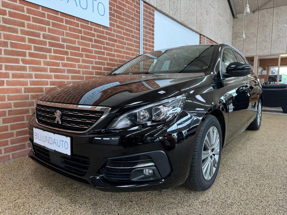 Peugeot 308 1,5 BlueHDi 130 Selection Sky SW 5d