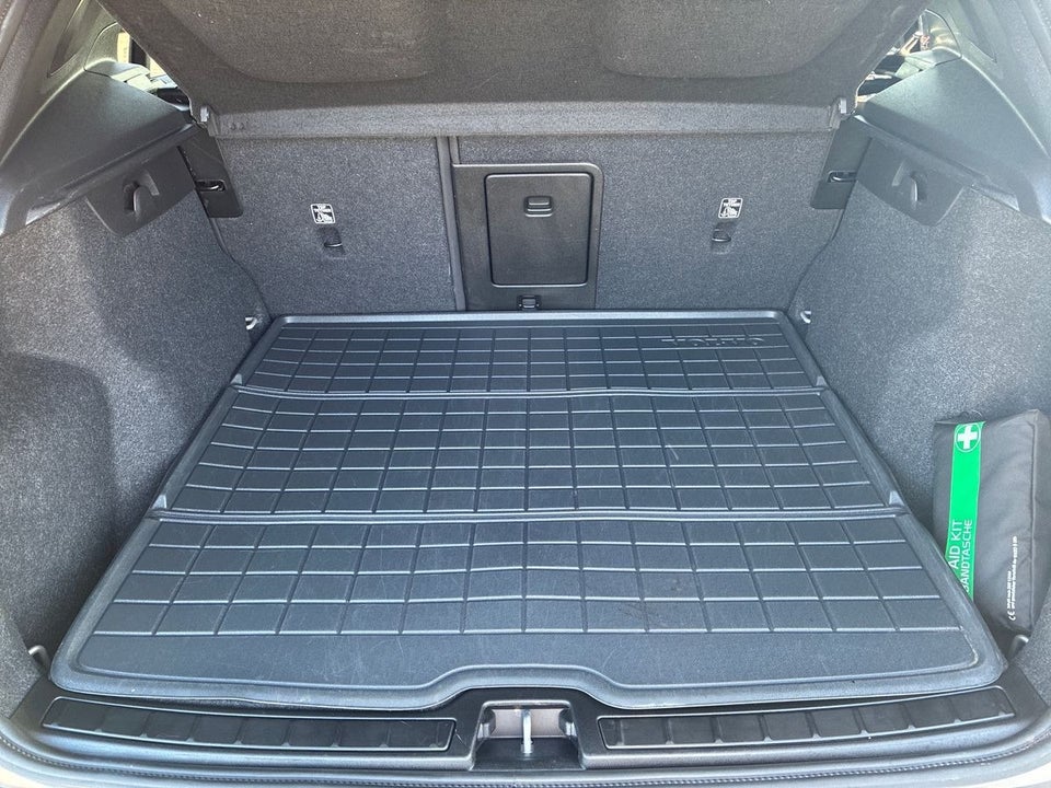 Volvo XC40 ReCharge Extended Range Ultimate 5d