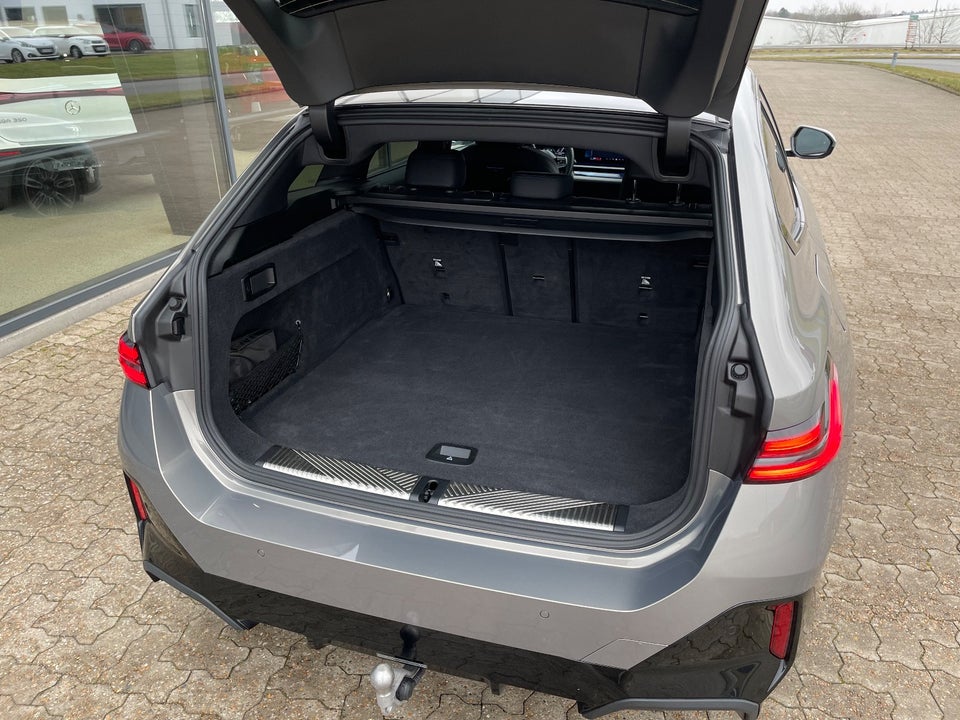 BMW i5 eDrive40 Touring M-Sport Pro 5d