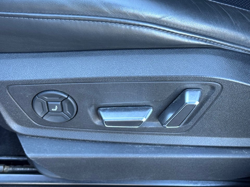 Audi e-tron 55 quattro 5d