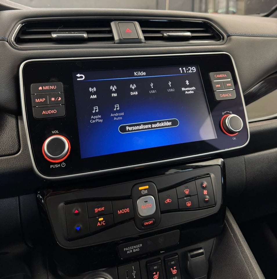 Nissan Leaf 39 N-Connecta 5d