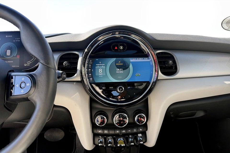 MINI Cooper SE Maximise 3d
