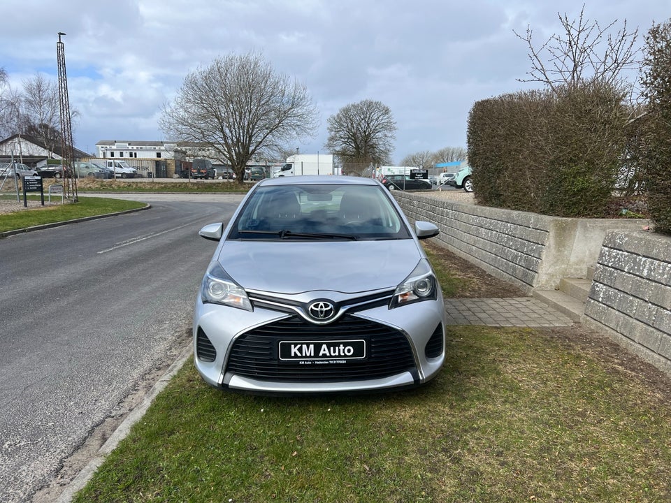 Toyota Yaris 1,0 VVT-i T1 Style 5d