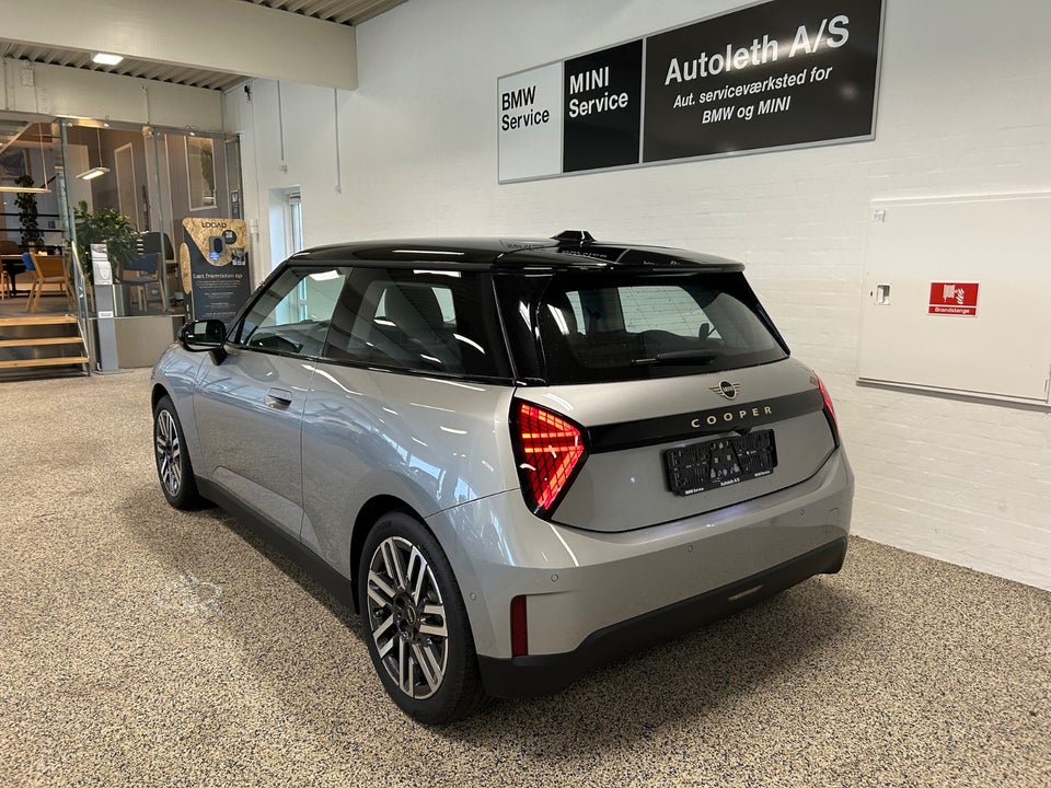 MINI Cooper E Classic Trim S 3d