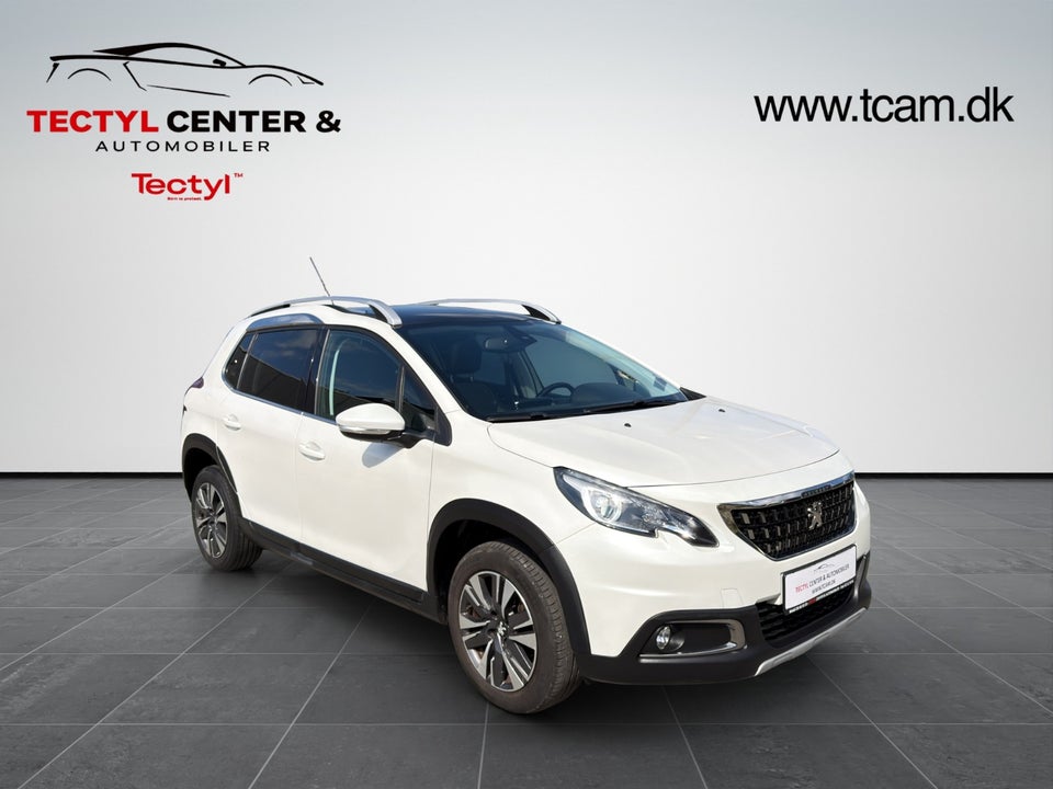 Peugeot 2008 1,2 e-THP 110 Allure Sky 5d