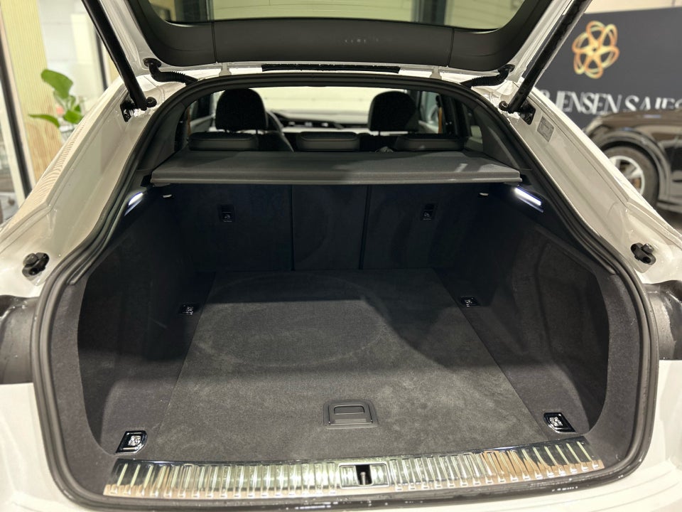 Audi e-tron 55 Black Edition S-line Sportback quattro 5d