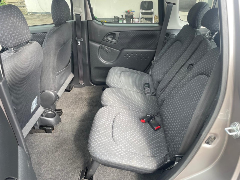 Toyota Yaris Verso 1,3 Terra 5d