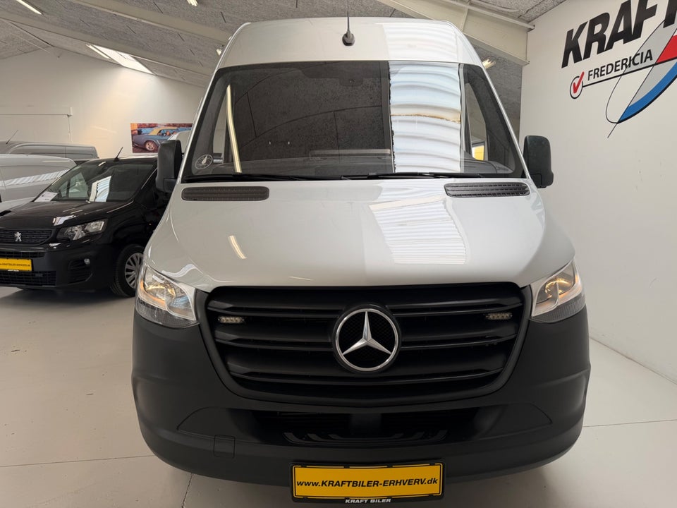 Mercedes Sprinter 316 2,2 CDi A2 Kassevogn aut. RWD
