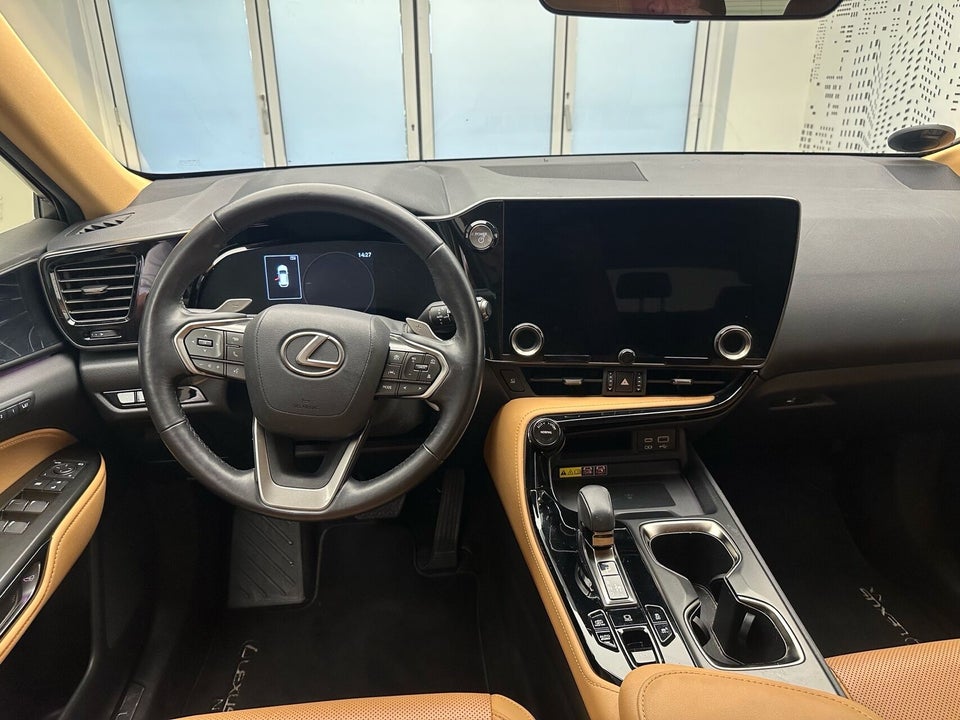 Lexus NX450h+ 2,5 Executive aut. AWD 5d