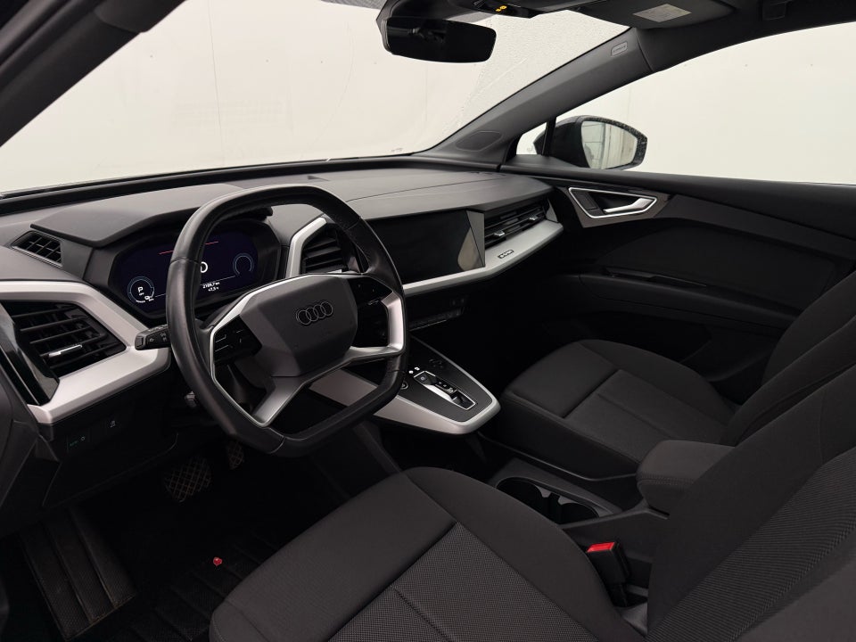 Audi Q4 e-tron 35 S-line Sportback 5d