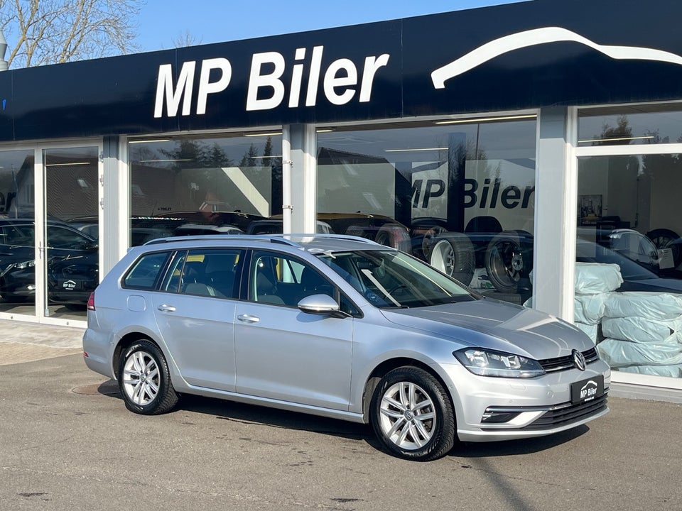 VW Golf VII 2,0 TDi 150 Comfortline Connect Variant DSG 5d