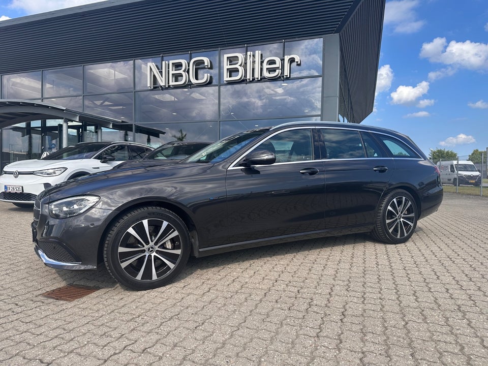 Mercedes E300 de 2,0 stc. aut. 5d