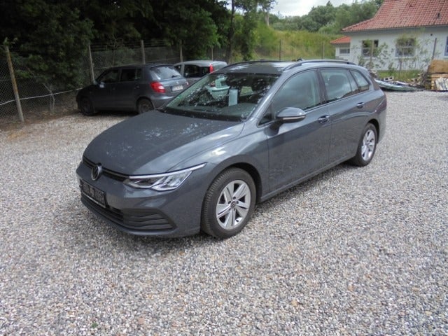 VW Golf VIII 1,5 eTSi 130 Life Variant DSG 5d