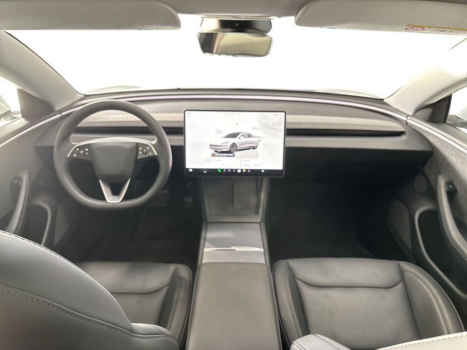 Tesla Model 3 Long Range AWD 4d