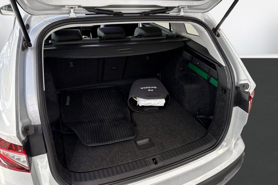 Skoda Enyaq 80 iV Loft 5d