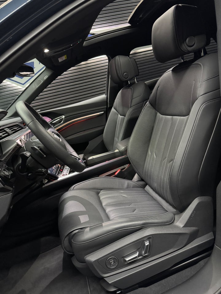 Audi SQ8 e-tron quattro 5d