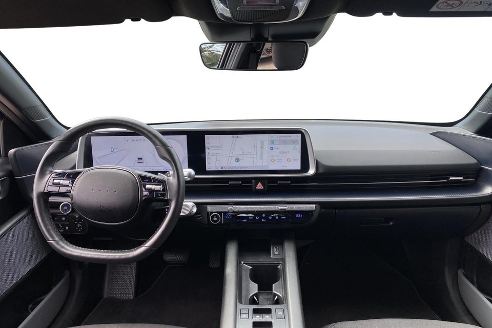 Hyundai Ioniq 6 77 Essential 4d