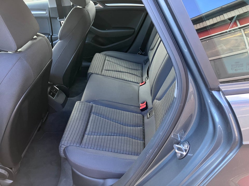 Audi A3 40 TFSi Sport Limited Sportback quattro S-tr. 5d