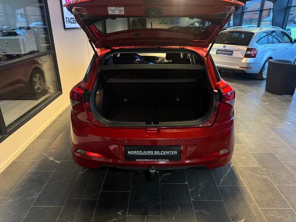 Hyundai i20 1,25 Sport 5d