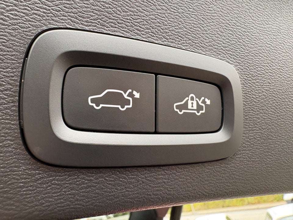 Volvo XC40 P6 ReCharge Plus 5d