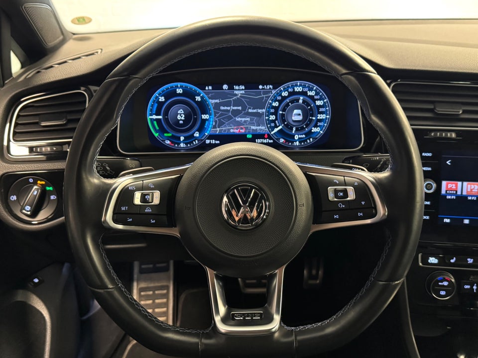 VW Golf VII 1,4 GTE DSG 5d